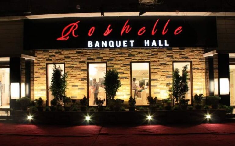 https://services.shadi.com/wp-content/uploads/job-manager-uploads/mad_perm_metadata/2024/03/Roshelle-Banquet1-770x480.jpg